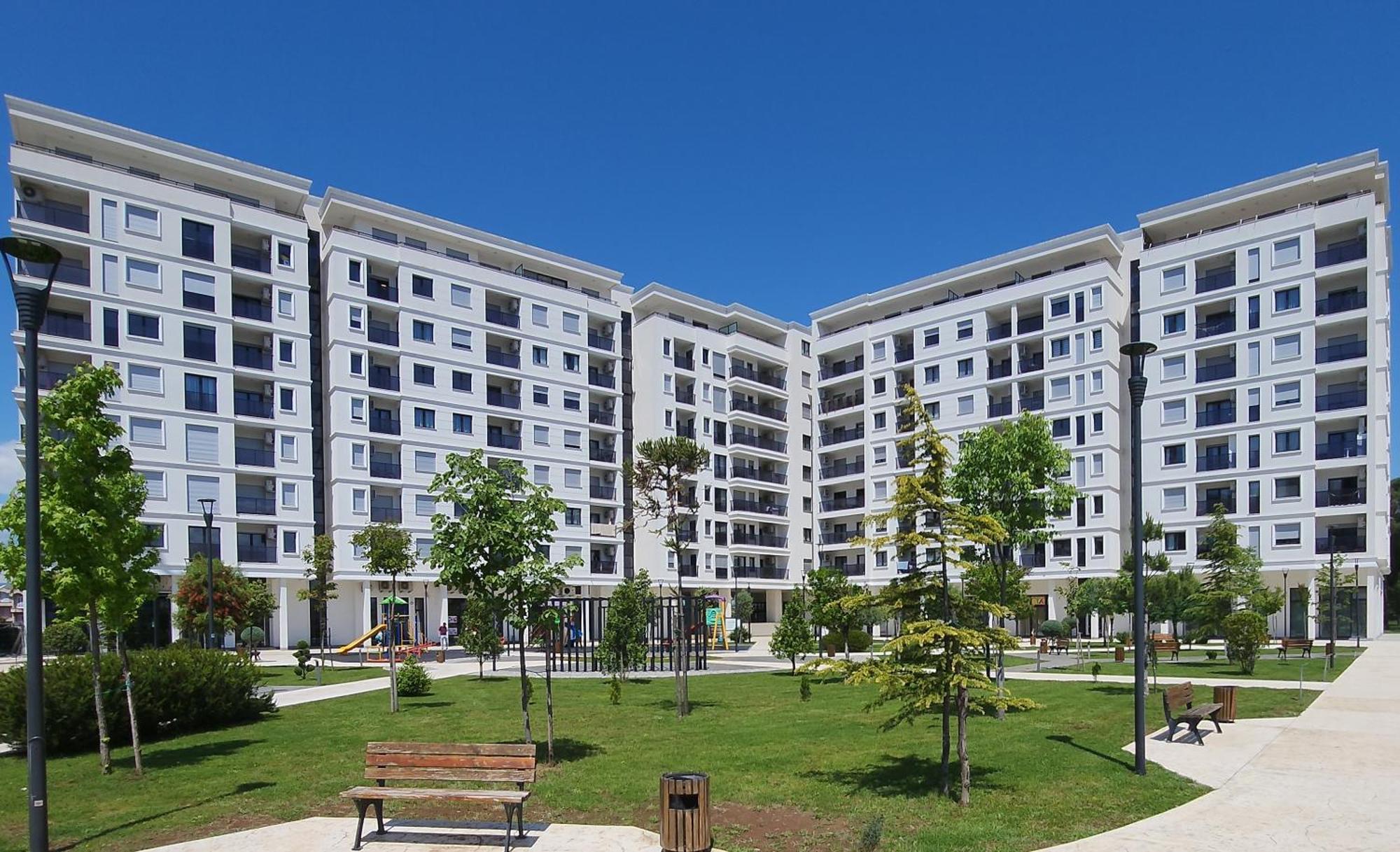 Green Apartments Podgorica With Garage Kültér fotó